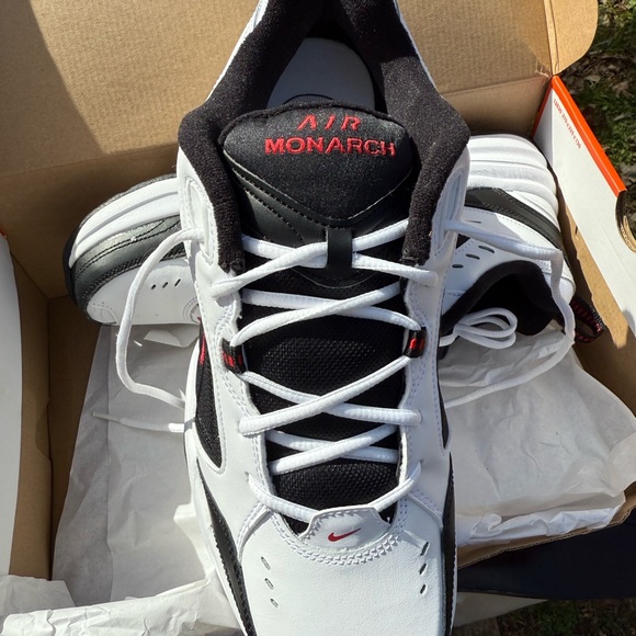 Men’s Nike Air Monarch BRAND NEW - Picture 4 of 7